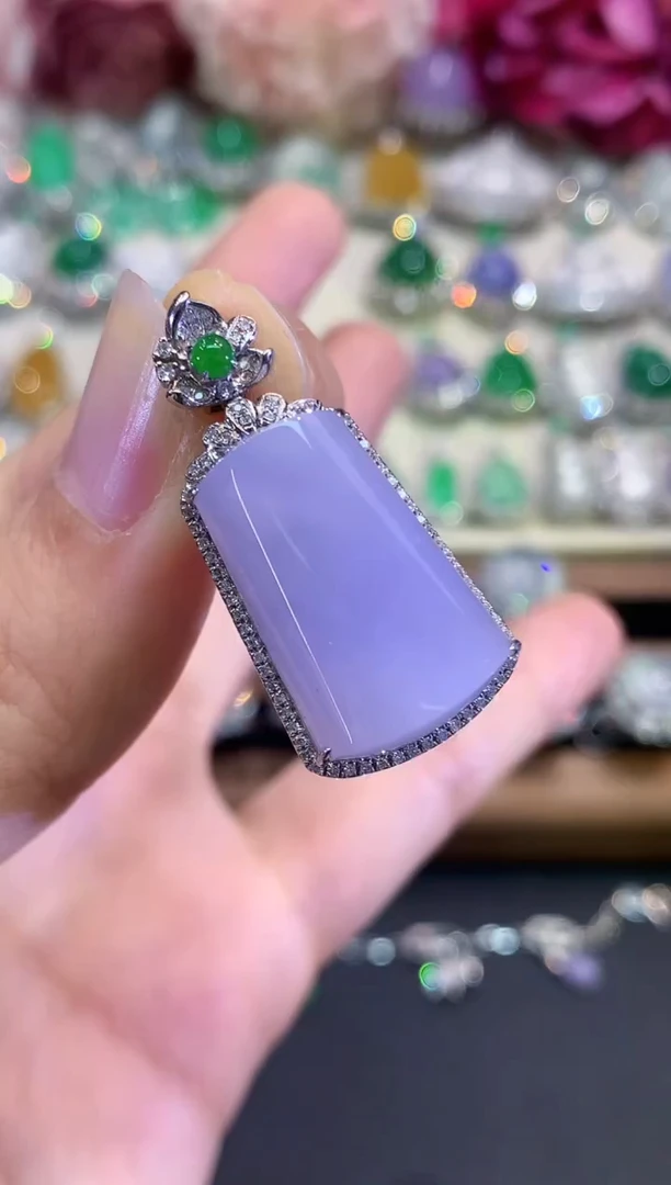 吊坠(不含链)18K金镶嵌翡翠B100   紫货有色差