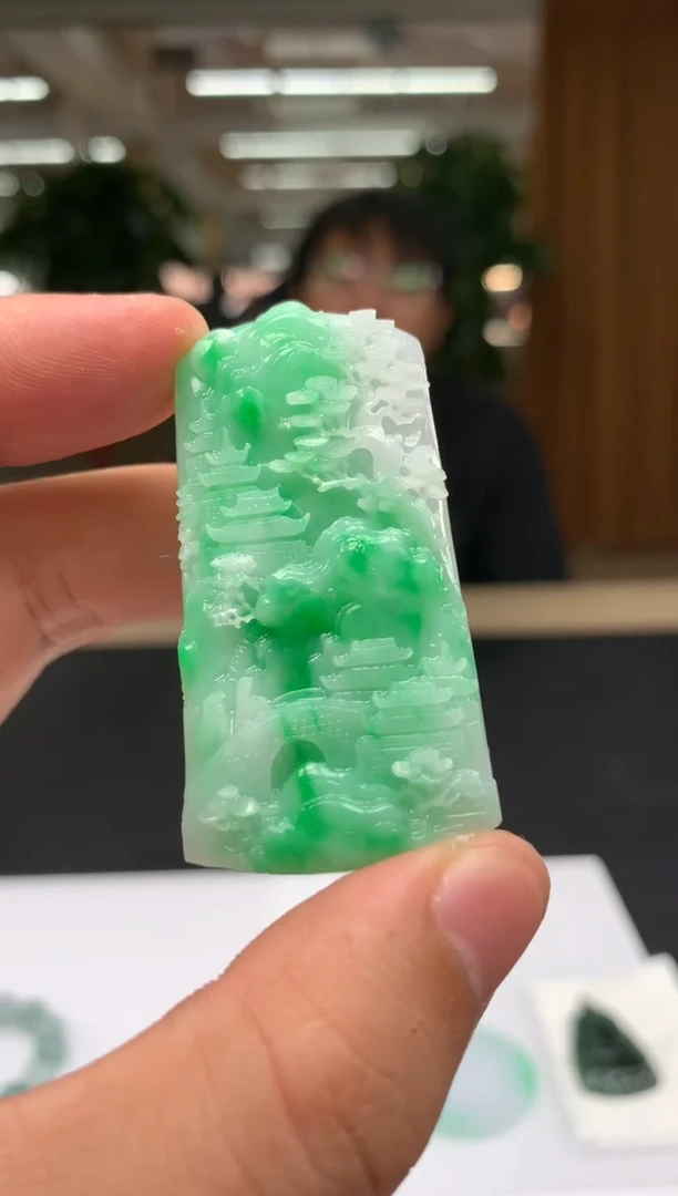 未镶嵌定制翡翠          *206