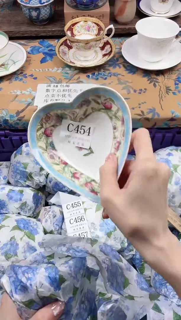 瓷片l****6                C454