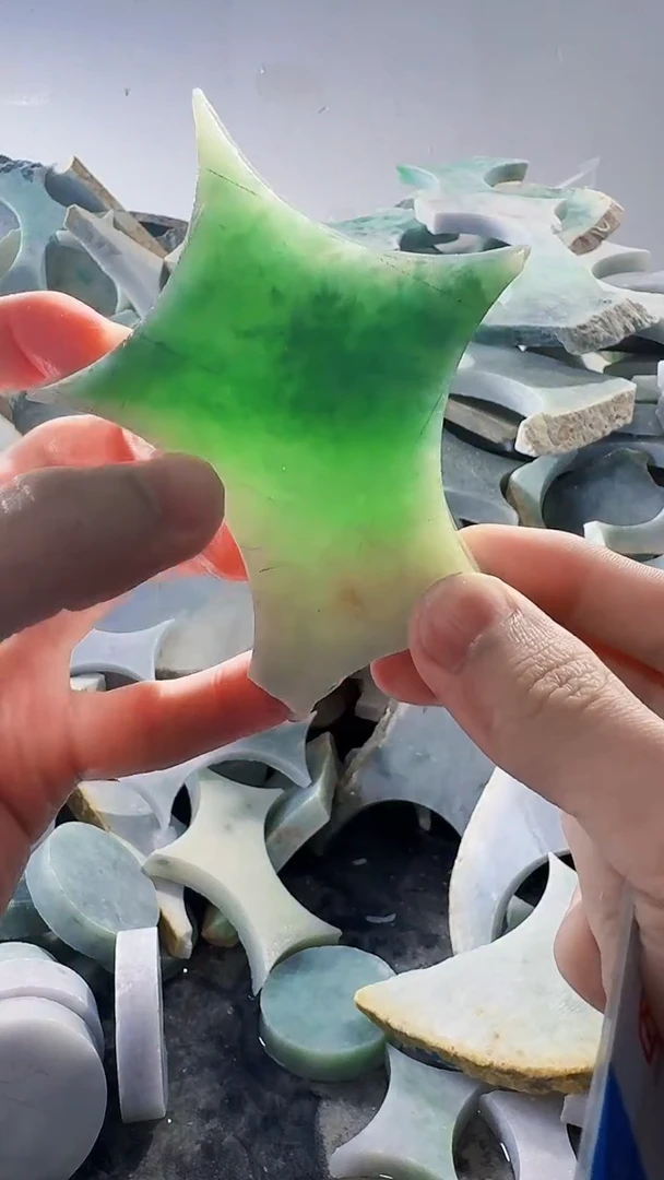 裸石翡翠缅甸翡翠A货文1039