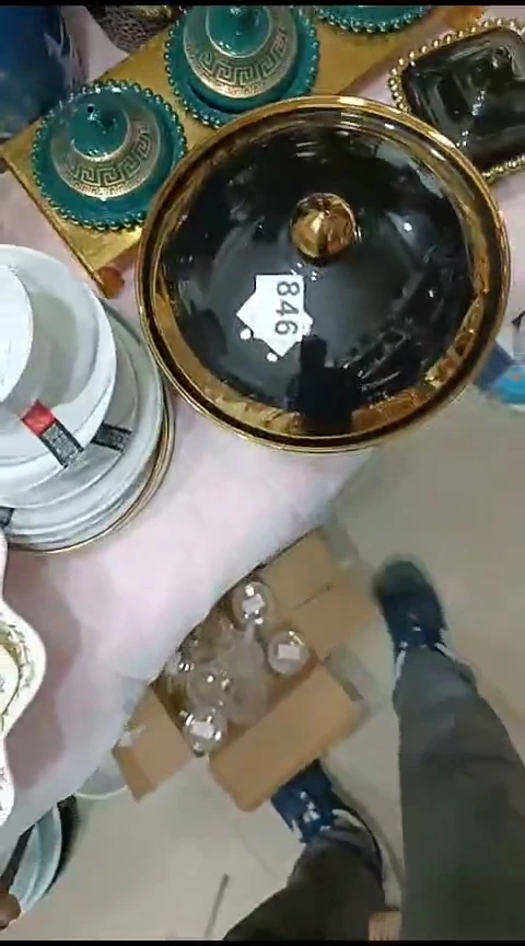 瓷846黑色金边汤锅1个