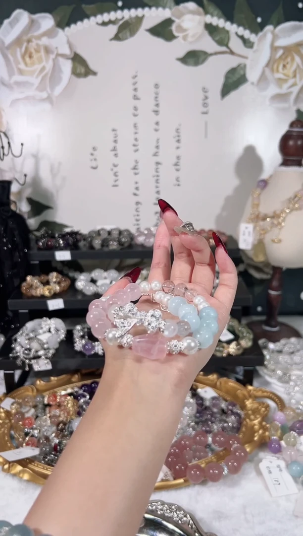 【闪购商品】水晶手链未镶嵌天然水晶默认微瑕 多样性发货发其一