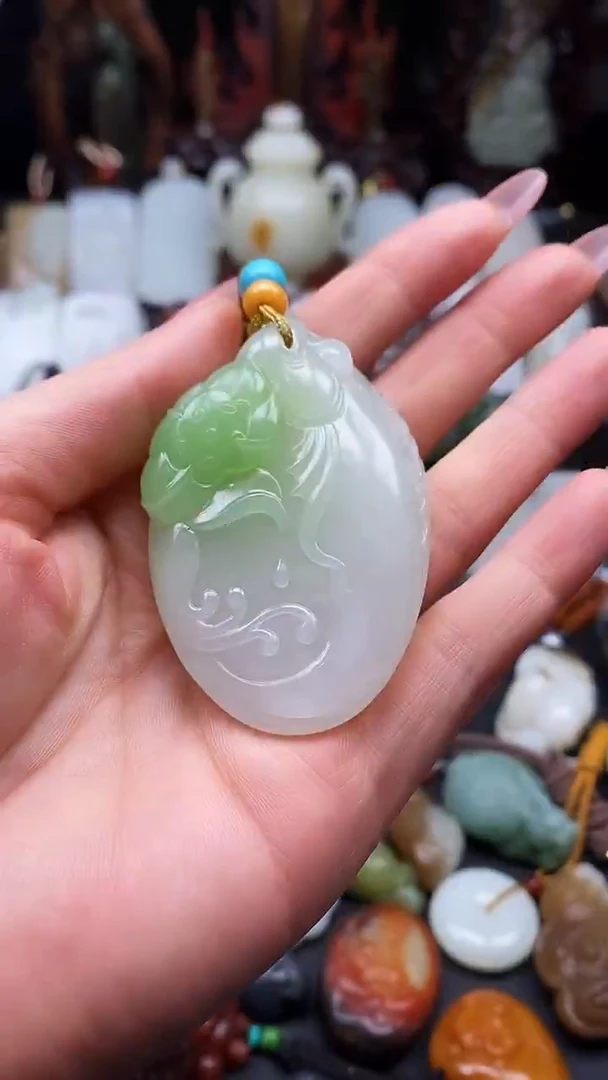 未镶嵌和田玉把件1