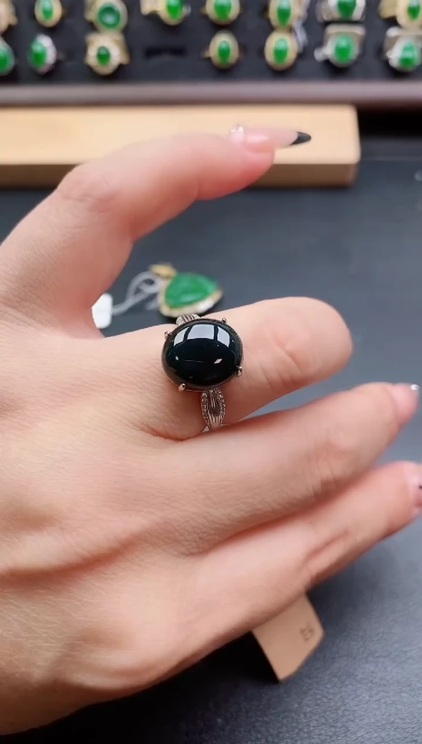 银S925镶嵌戒指翡翠1