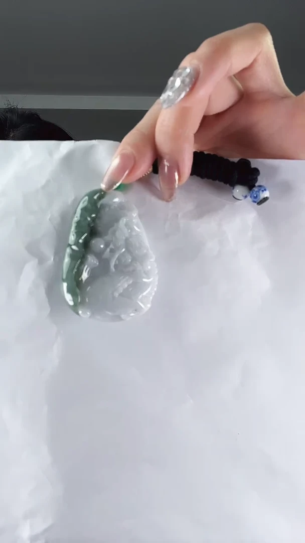 【闪购商品】翡翠颈饰未镶嵌龙