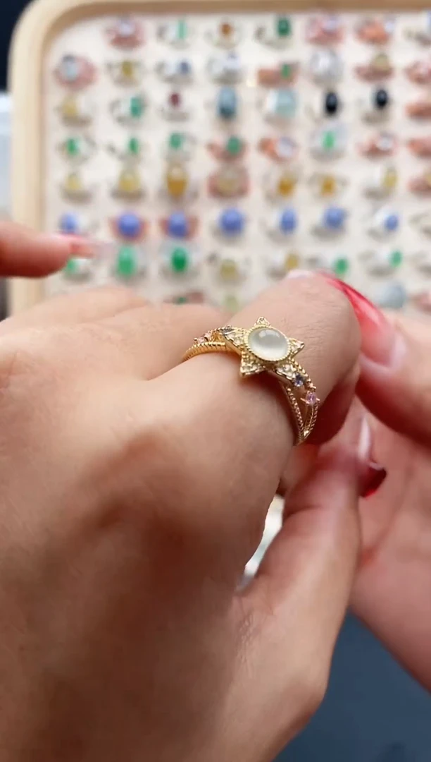 【闪购商品】翡翠戒指银S925镶嵌缅甸天然A货翡翠111   6-5