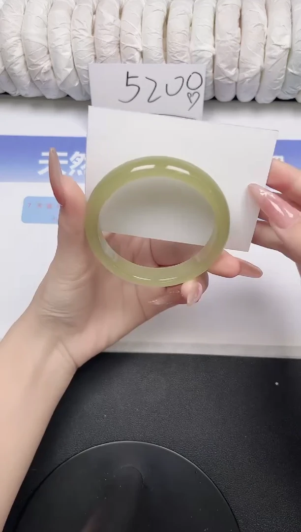 未镶嵌手镯石英质玉02-59