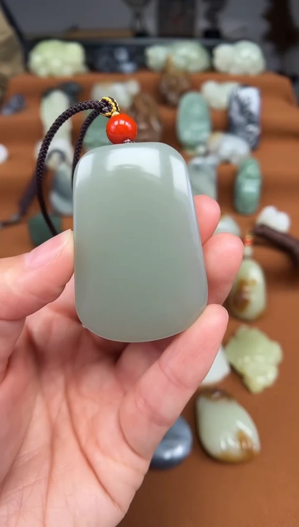 【闪购商品】和田玉颈饰未镶嵌平安牌