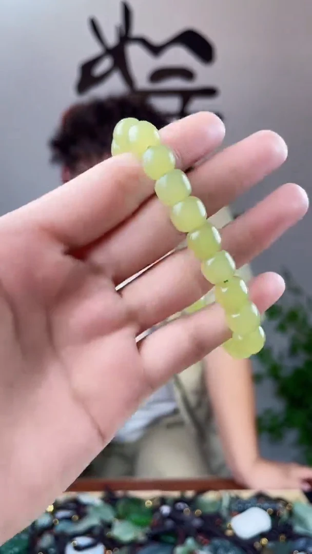 和田玉未镶嵌颈饰拍一发一，多样性发货