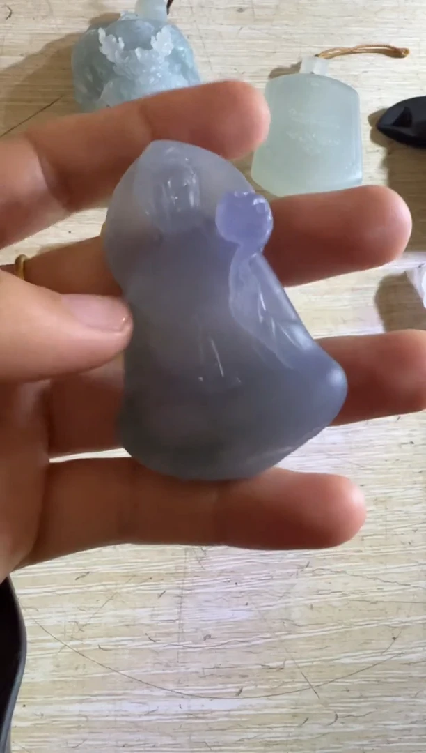 未镶嵌定制翡翠素衣