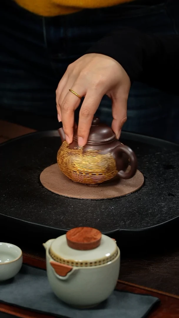 茶壶紫砂丁雪英 容天65 石红 240毫升