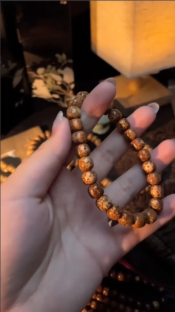 手串星月菩提精工级浅珀花皮桶珠9*8手串（B）