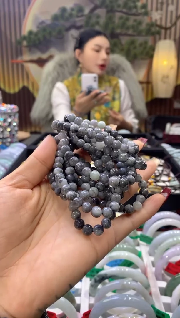 【闪购商品】翡翠手串未镶嵌多样性发货仅发其一02067