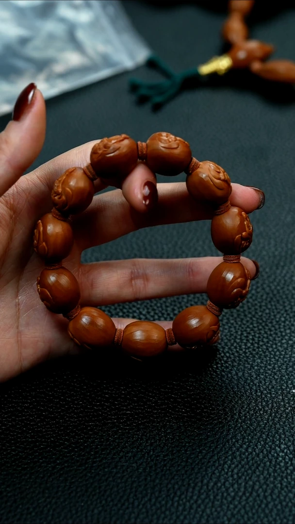 吊坠橄榄核无相万佛