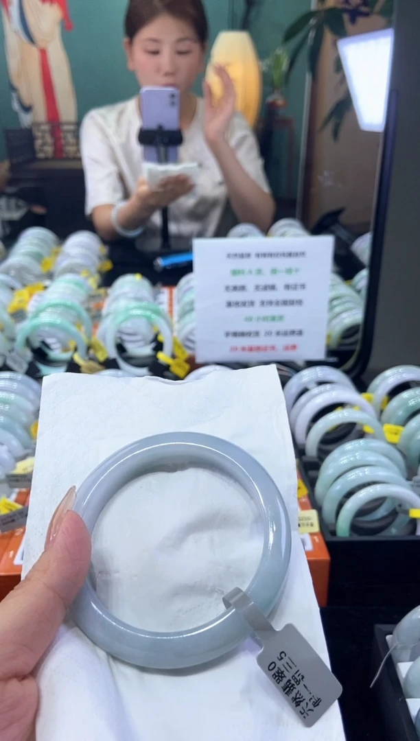 翡翠手镯未镶嵌58.4圈口x