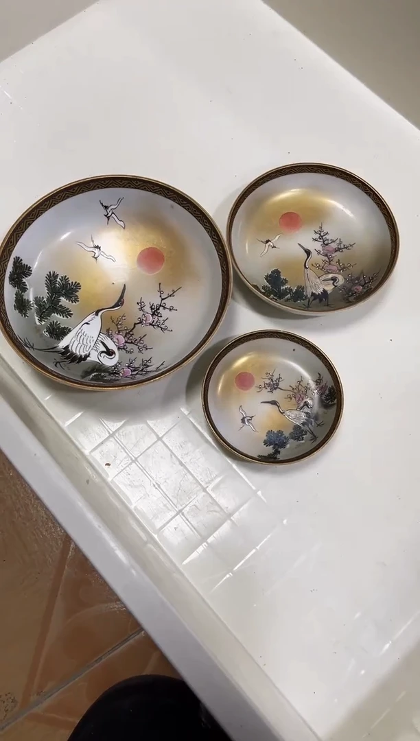 盘如图所示 阁集工艺品