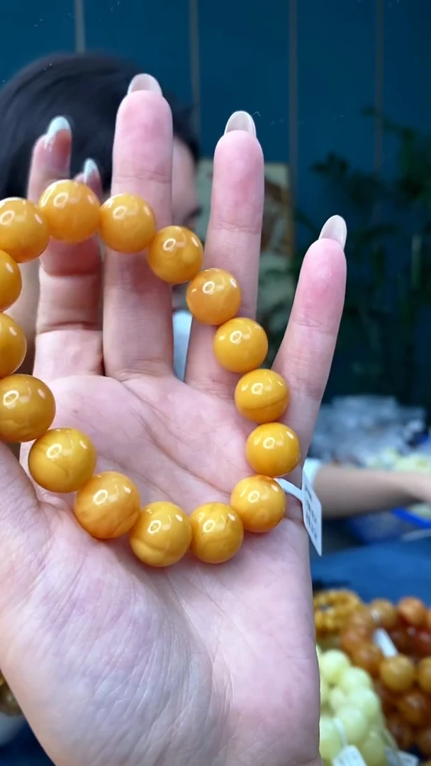 裸石琥珀未镶嵌12/5多样性发其一84