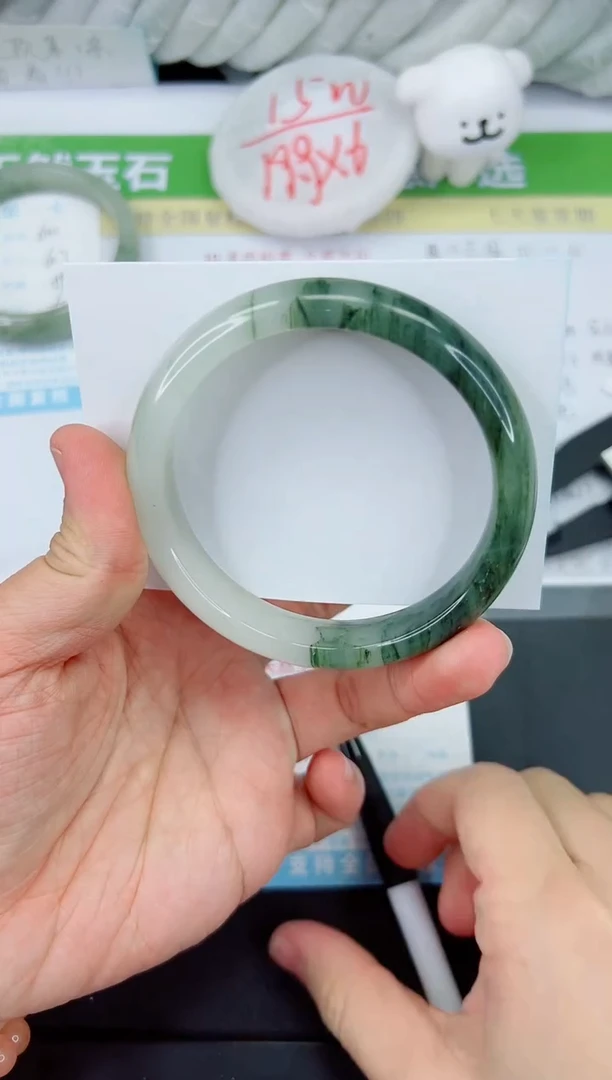 【闪购商品】石英质玉手镯未镶嵌681-62.8