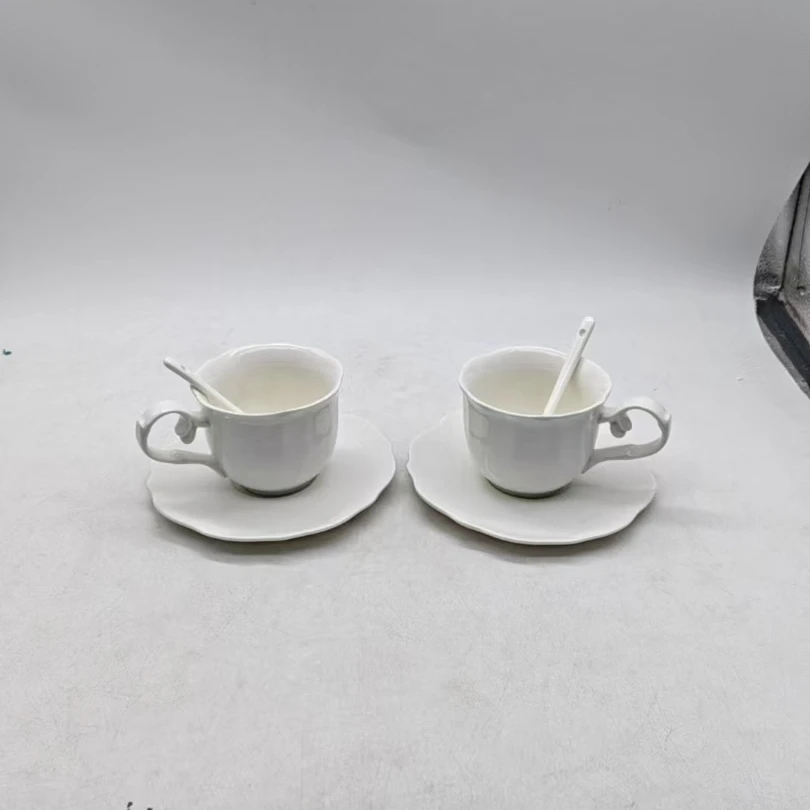 6894 两杯两碟两勺（杯口径8，高6.5，碟口径14，高1.5）陶瓷餐具B103