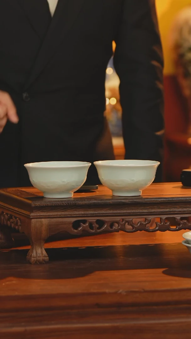 【闪购商品】摆件《景东陶瓷》艺术摆件W921一对