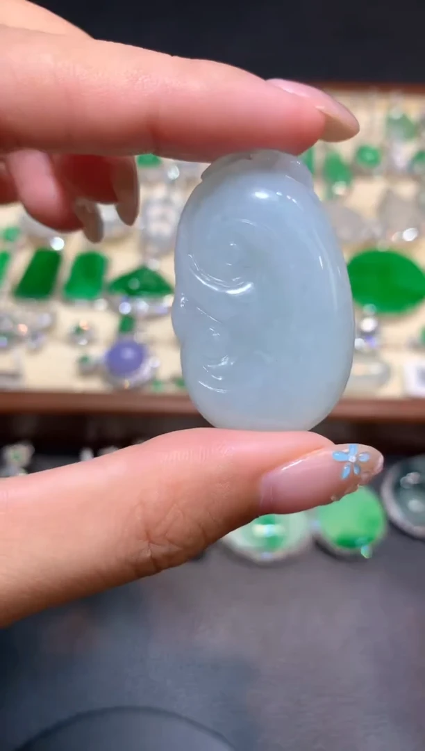颈饰未镶嵌翡翠1