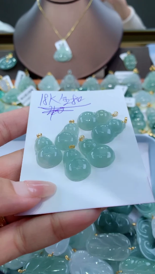 【闪购商品】翡翠颈饰18K金镶嵌 多样性发其一