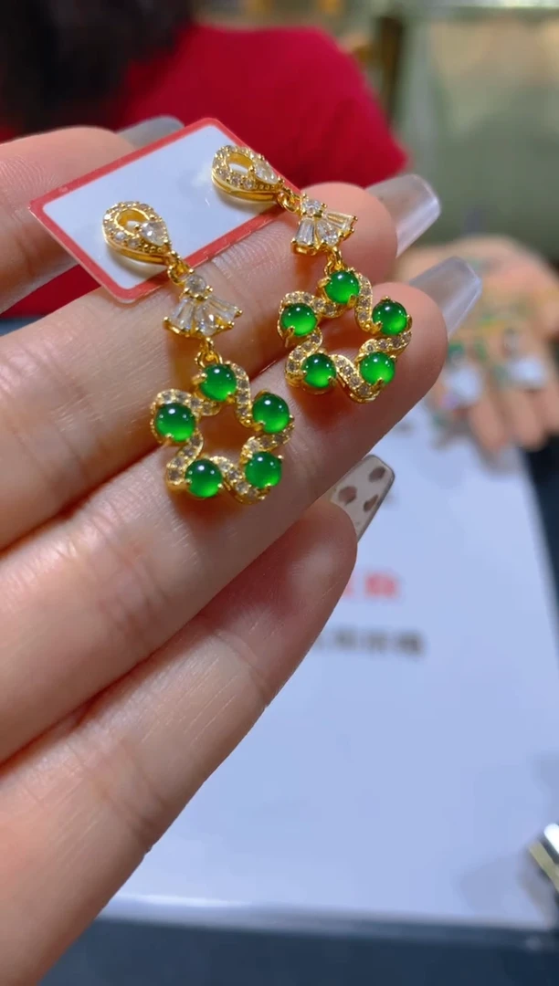 未镶嵌翡翠耳饰多样性发一