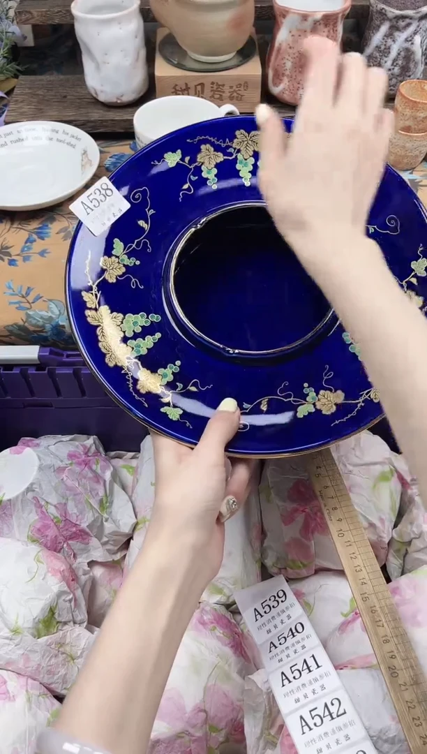 瓷片蓝*花                A538