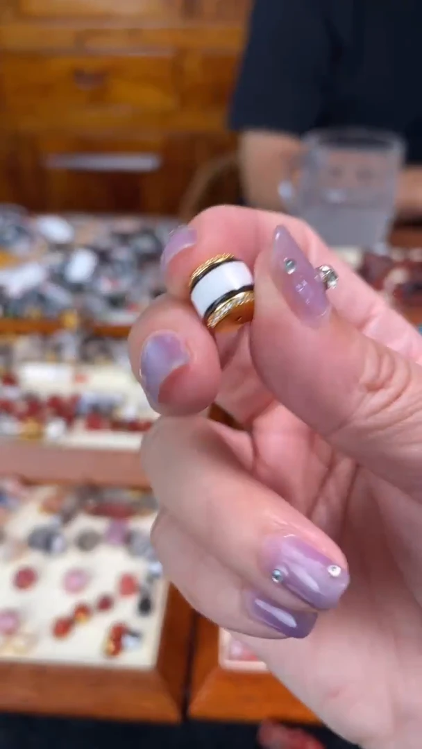 玛瑙/玉髓颈饰未镶嵌174白剁珠