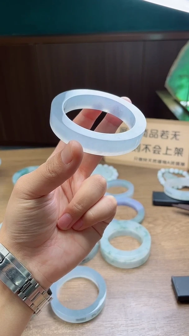 定制翡翠手镯未镶嵌米*定制