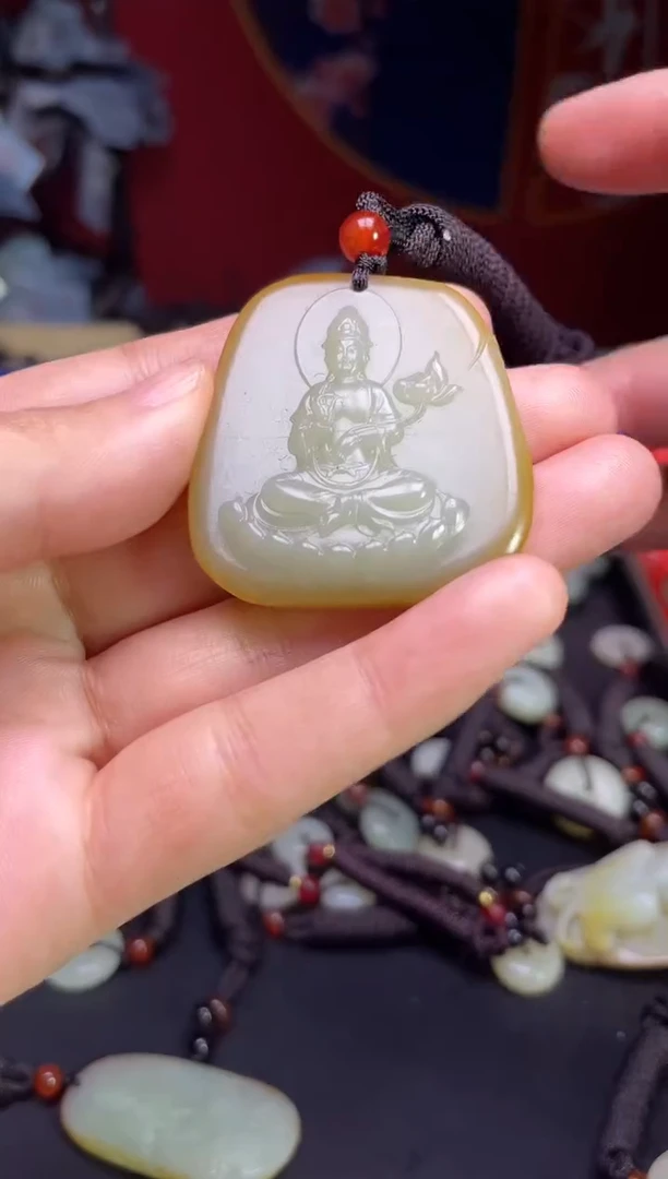 颈饰未镶嵌和田玉1