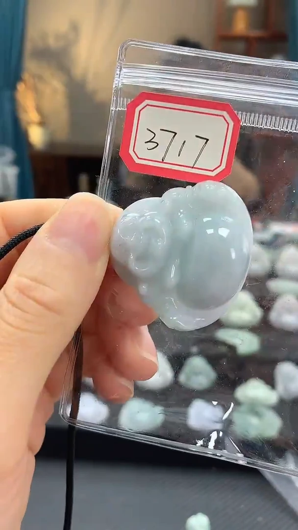 颈饰未镶嵌翡翠佛公3717