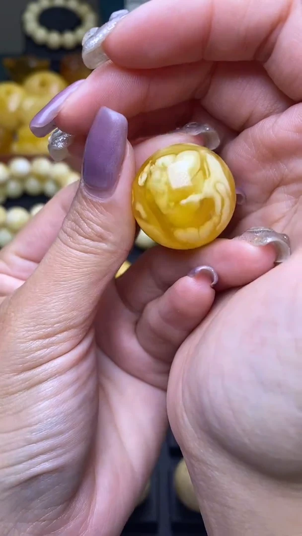 【闪购商品】琥珀裸石未镶嵌葵. 56