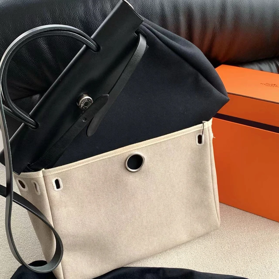 95新 Hermes/爱马仕 中古黑色帆布银扣herbag31包 18607722