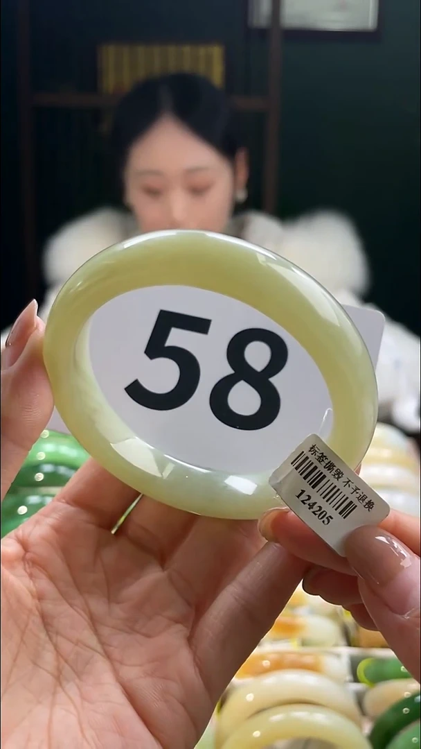 定制和田玉和田玉手镯