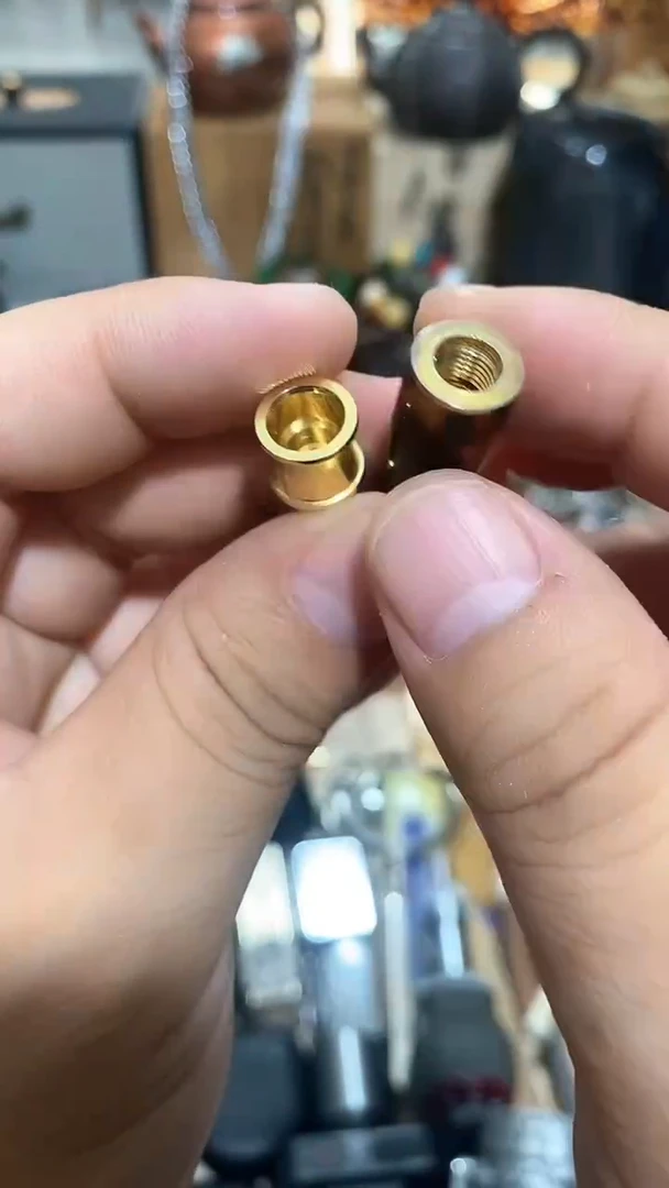 瓷片闪购商品  如图所示
