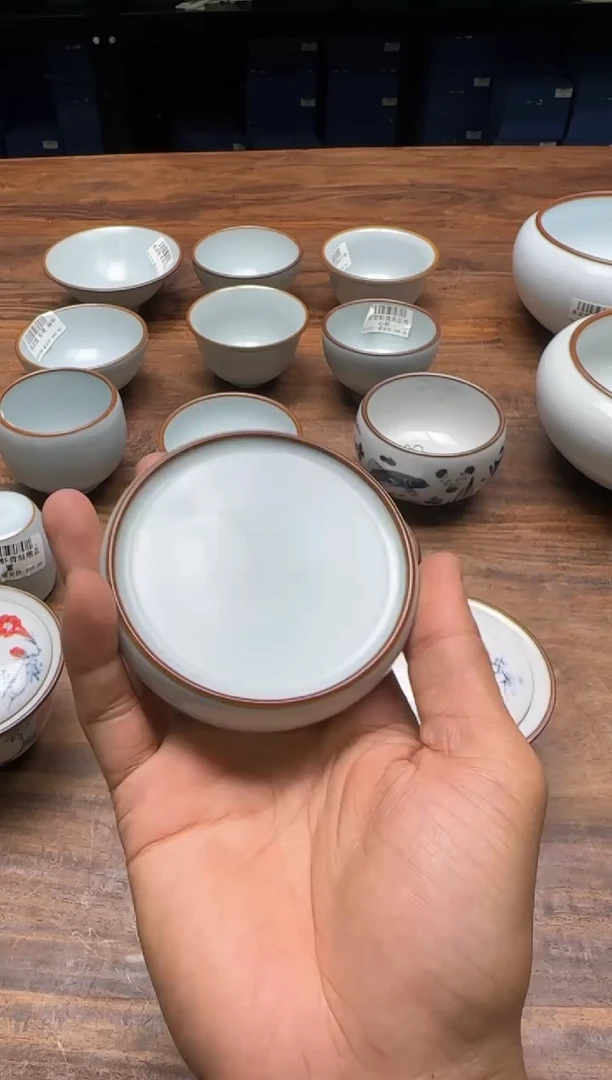 听***?燕泥堂 虾青盖置