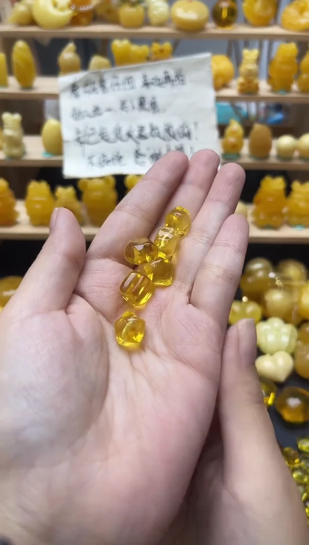 琥珀未镶嵌珠宝奇石089琥珀蜜蜡微瑕多样性随机发其一