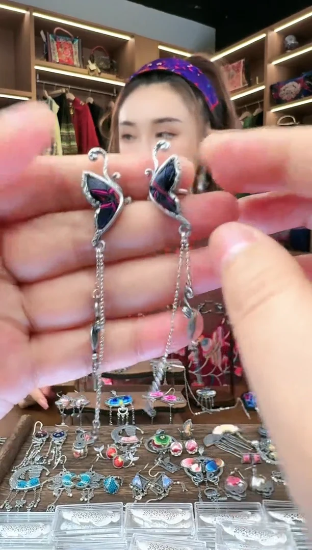 【闪购商品】织绣193黔东南苗族刺绣