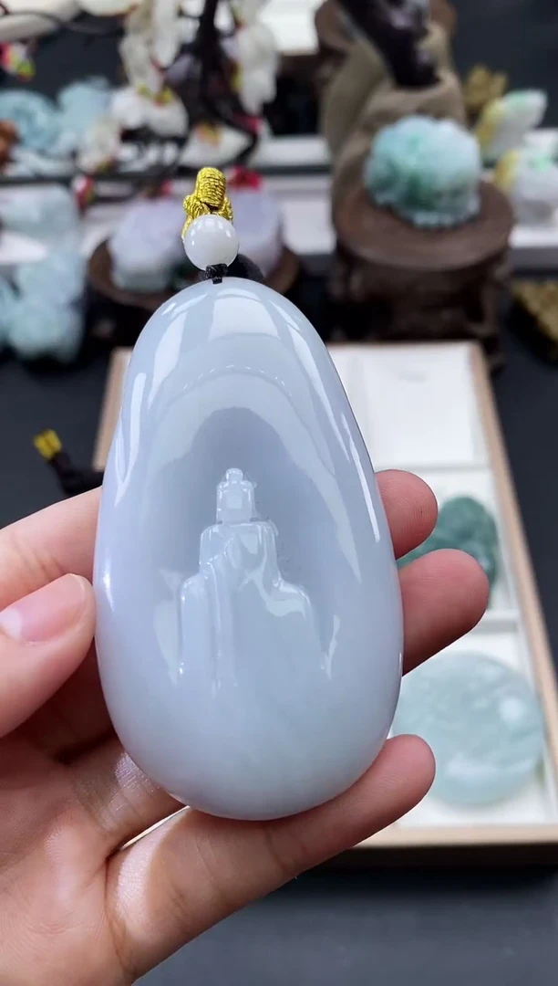 翡翠未镶嵌颈饰天然缅甸A货翡翠