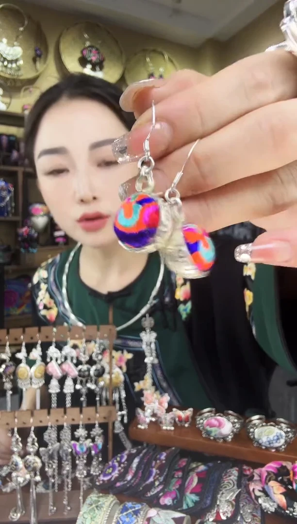 刺绣非遗刺绣民族风饰品