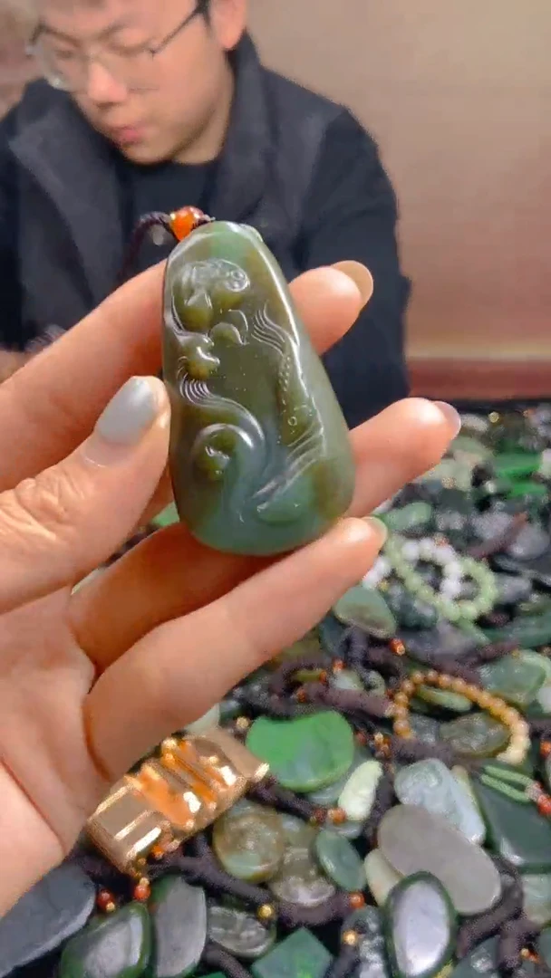 颈饰未镶嵌和田玉11