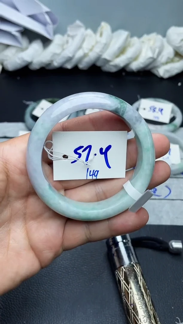 未镶嵌手镯翡翠149