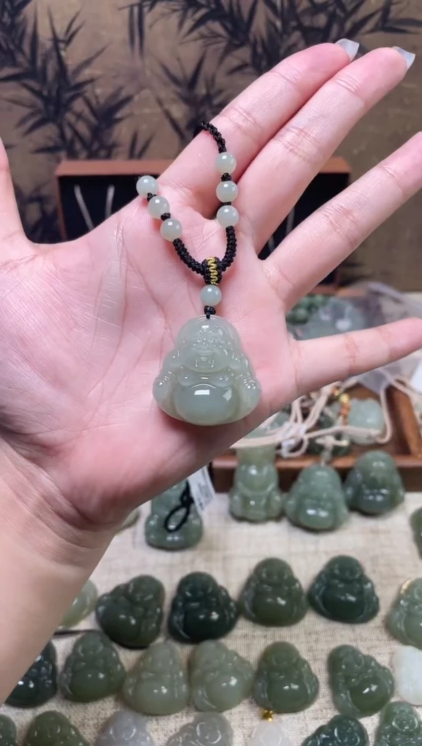 和田玉未镶嵌颈饰30