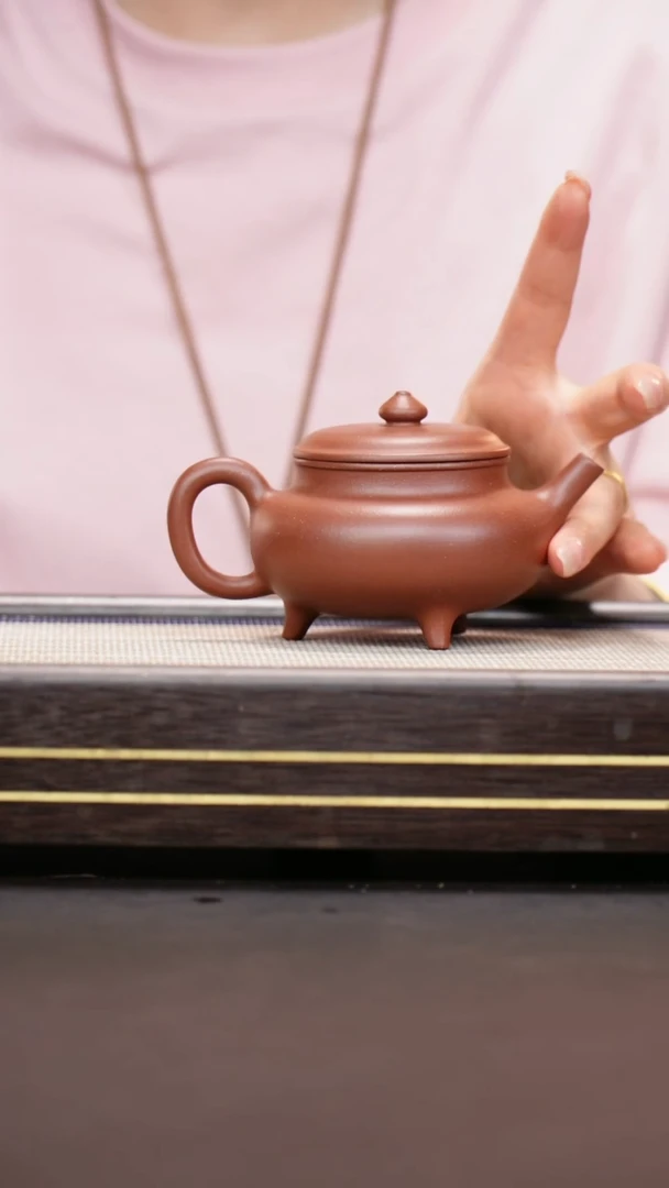 茶壶紫砂云根老紫泥  三足盉