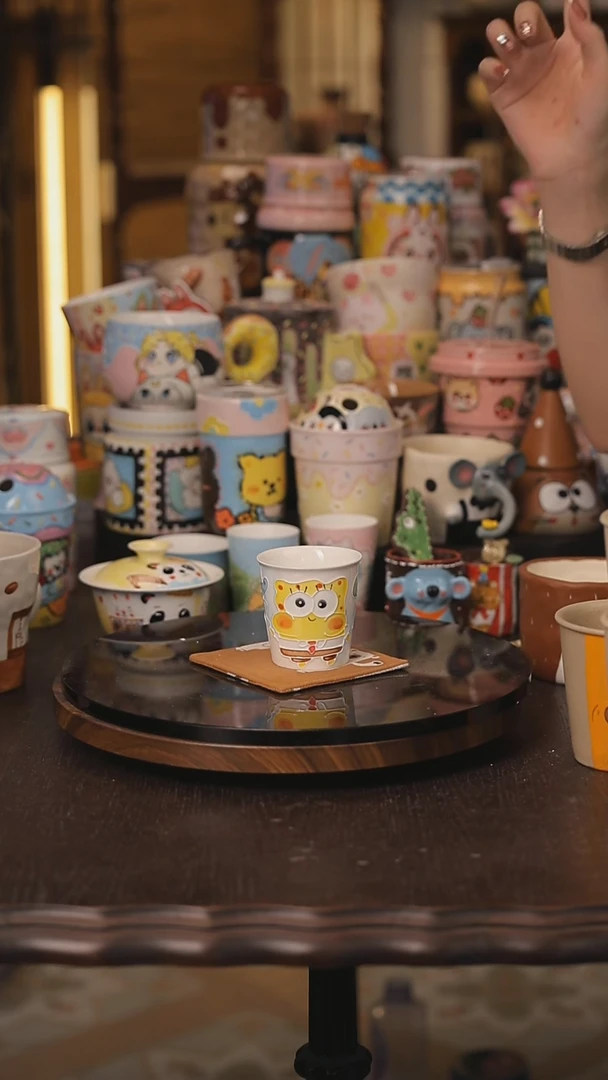 景德镇釉下彩绘设计师款式陶瓷