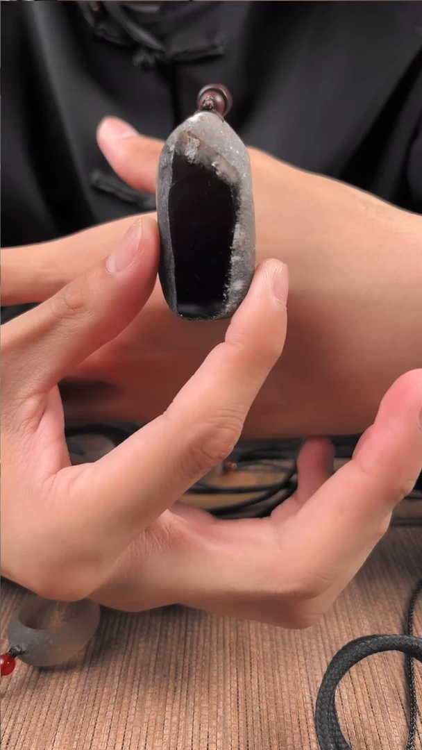 未镶嵌吊坠(赠链)水晶水晶