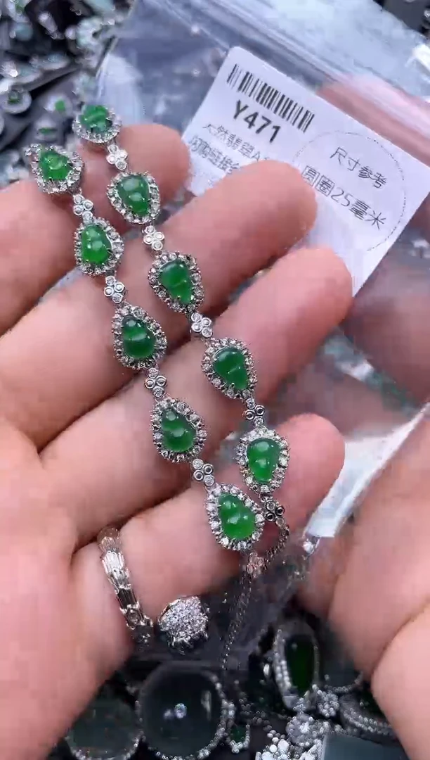 【闪购商品】翡翠颈饰未镶嵌Y471手链 多样性发其一