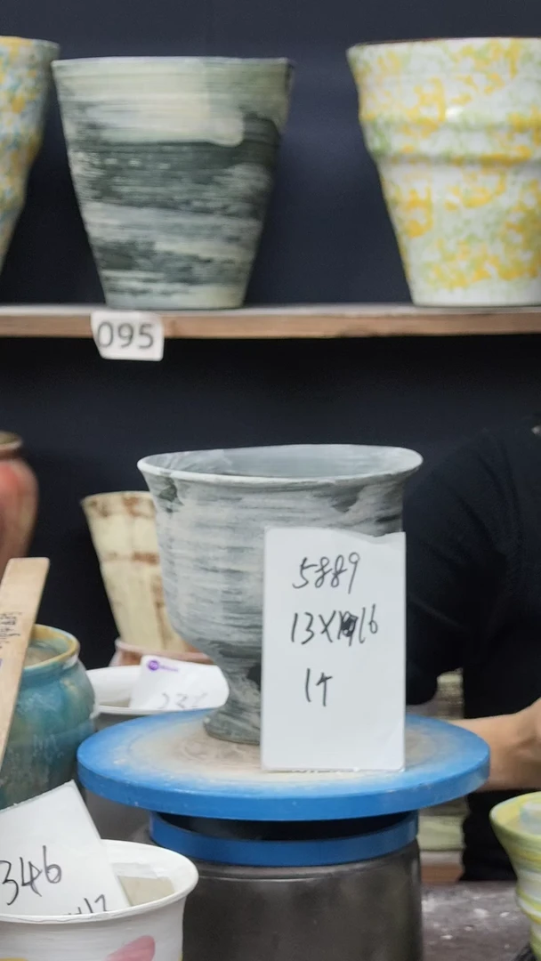 江西景德镇花盆微瑕5889