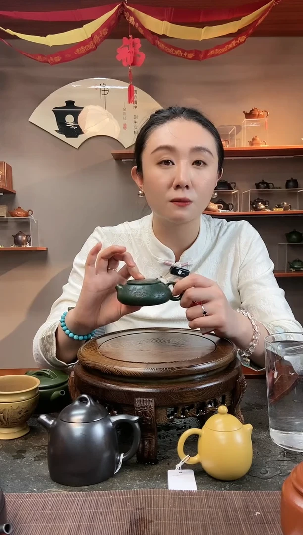 【闪购商品】紫砂茶壶小品牡丹扁玉墨绿泥